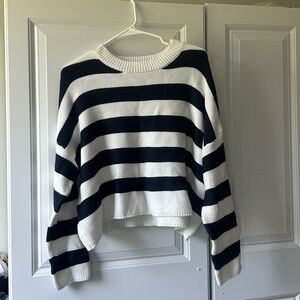 White and navy blue cropped striped sweater